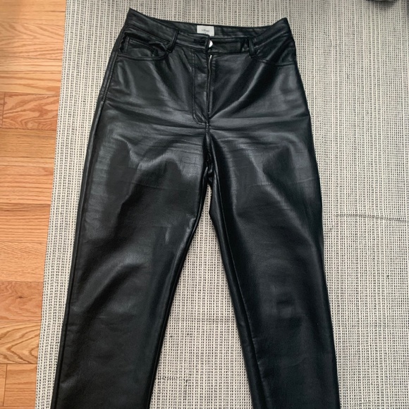 Aritzia Melina Pant Size 8 - Great condition! - Picture 1 of 2